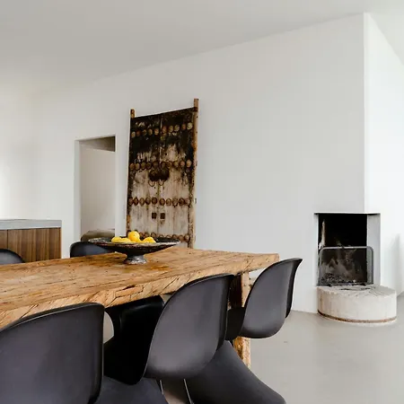 Ferienhaus Unite With The Horizon In Architectural Wonder *