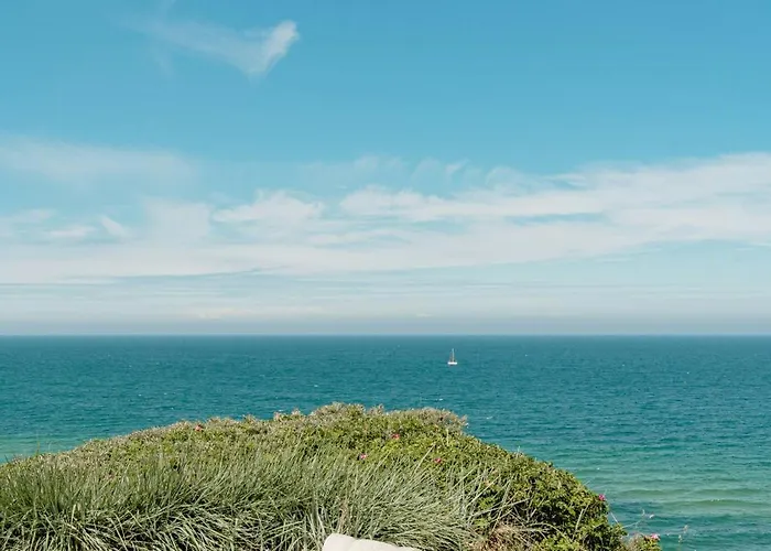 Unite With The Horizon In Architectural Wonder Casa vacanze Vejby