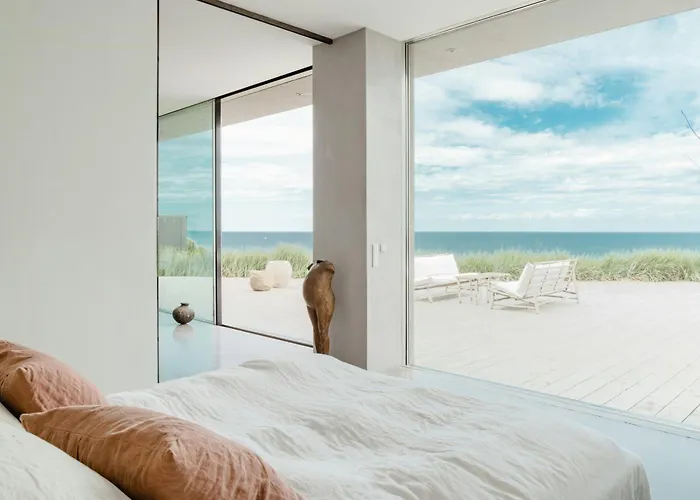 Unite With The Horizon In Architectural Wonder